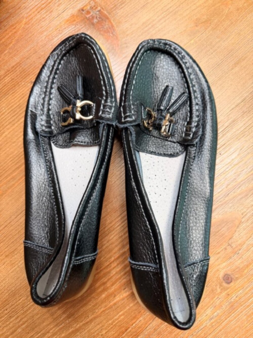 Gancini flair flat loafers